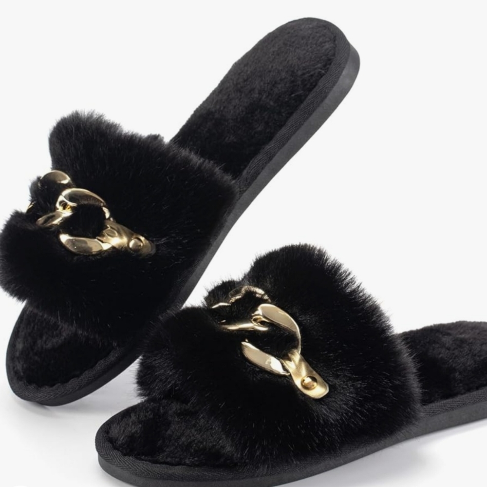 Slippers & Tote - Picture 6 of 6